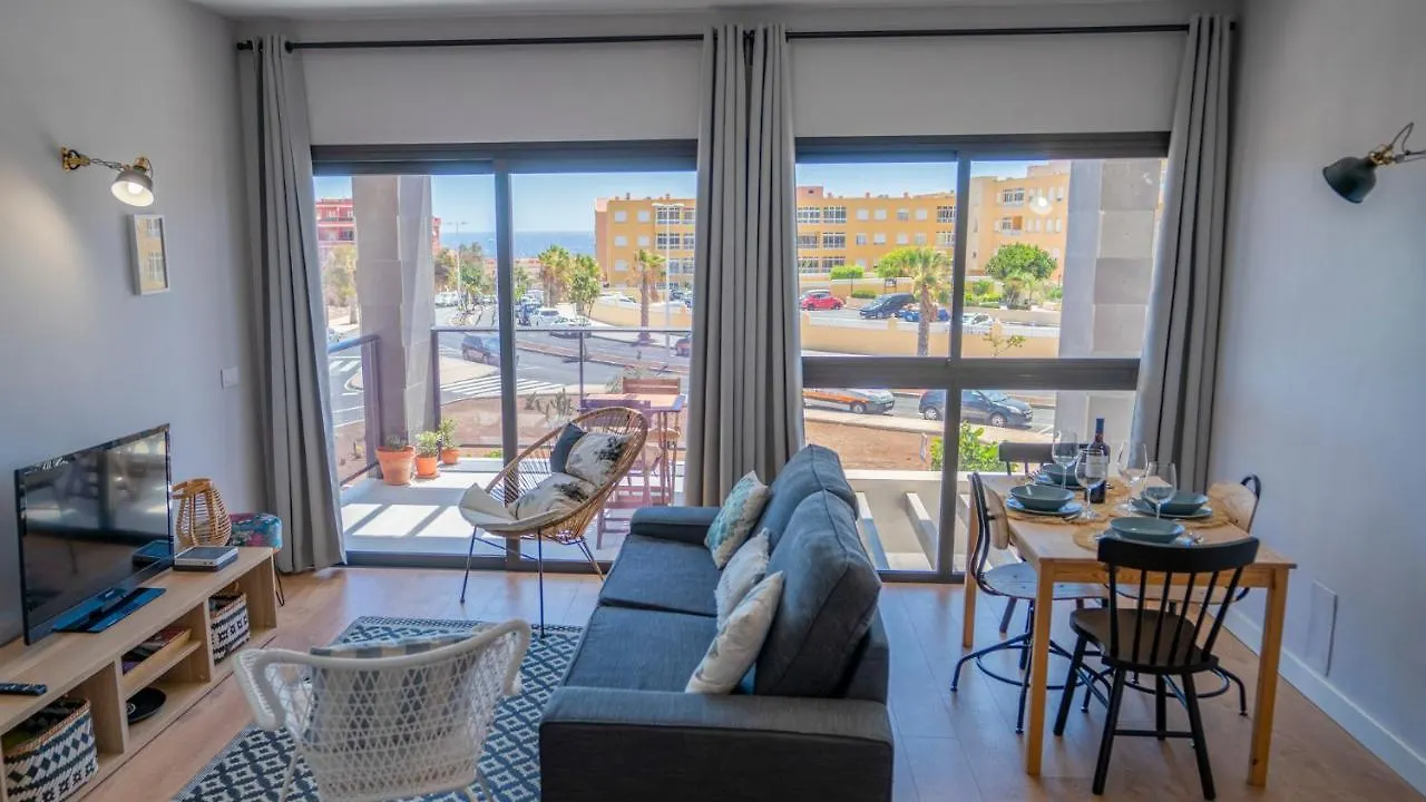 Medano4You The Strelitzia Holiday Home 엘메다노 0*,  스페인