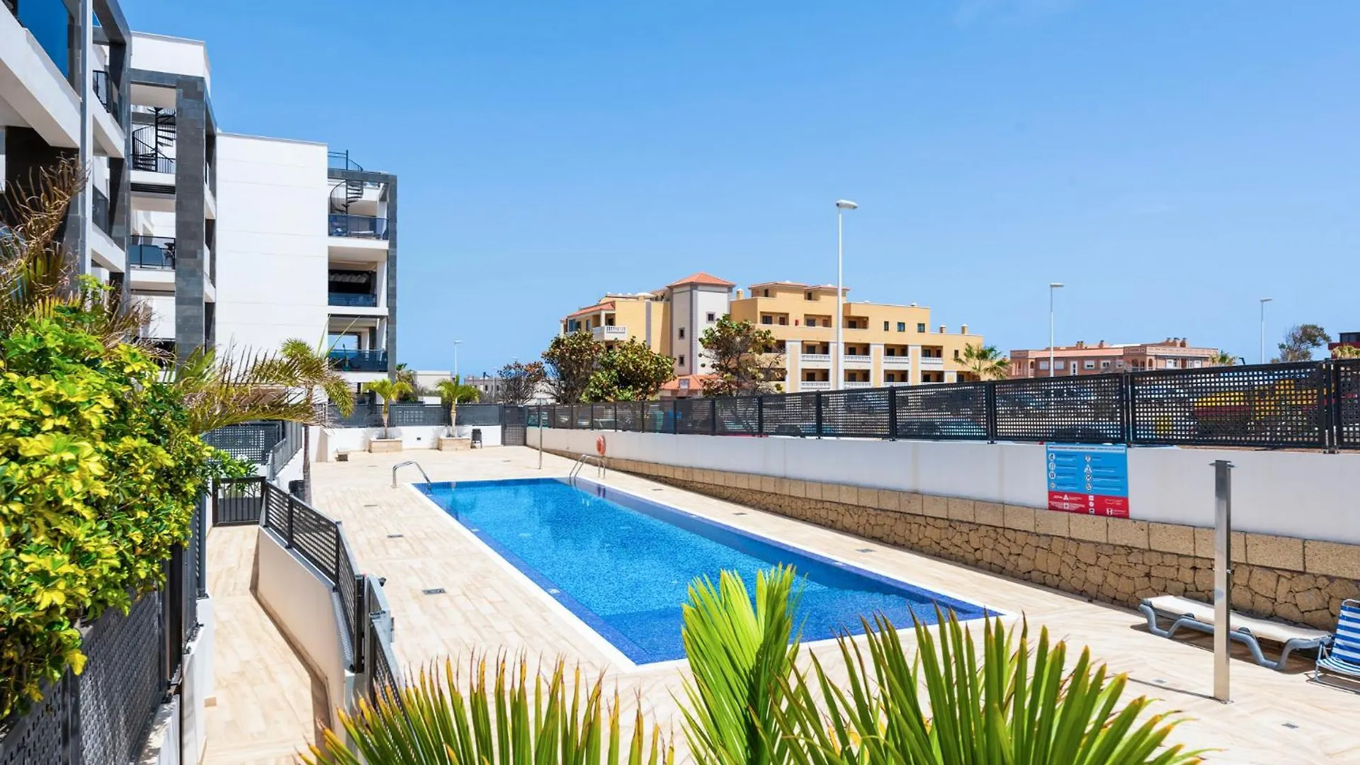 Apartment Medano4You The Strelitzia Holiday Home El Medano